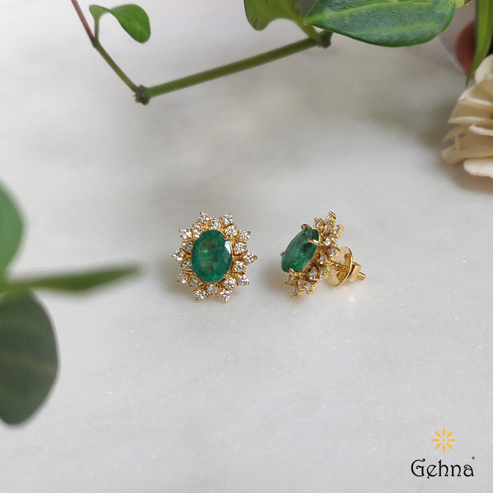Shop Stunner Diamond and Emerald 18K Gold Earring for Women| Gehna